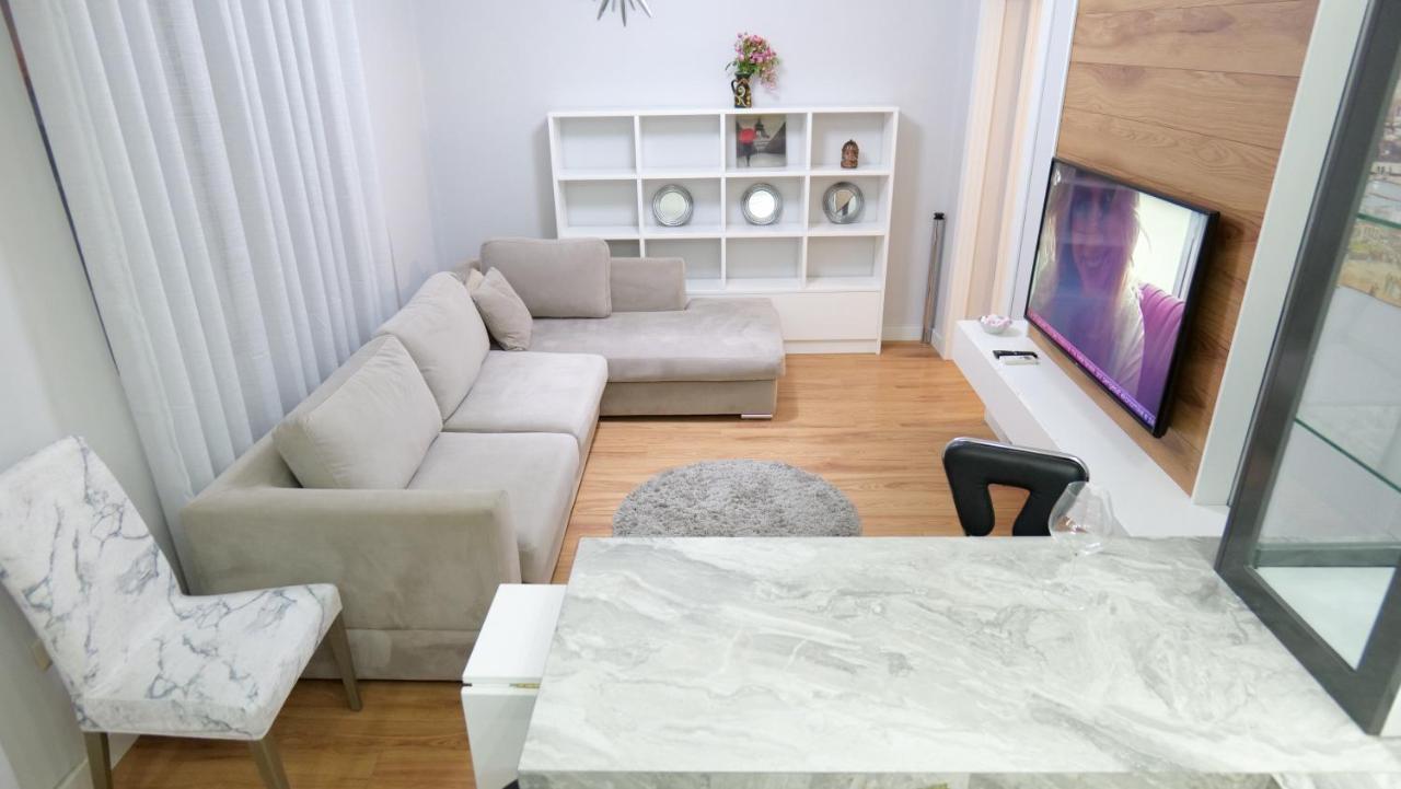 City Center Apartment Niko 04 Tirana Eksteriør billede